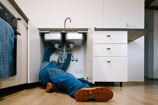 Professional Leak Detection technician working in Milton, KY